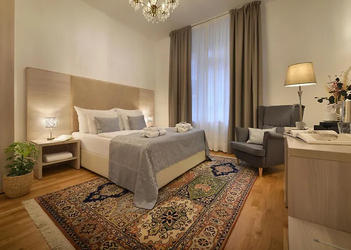 Old Town Residence By Little King Prag